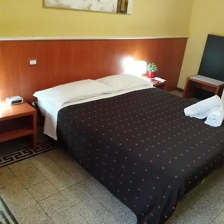 Domus Carmanello Hotel